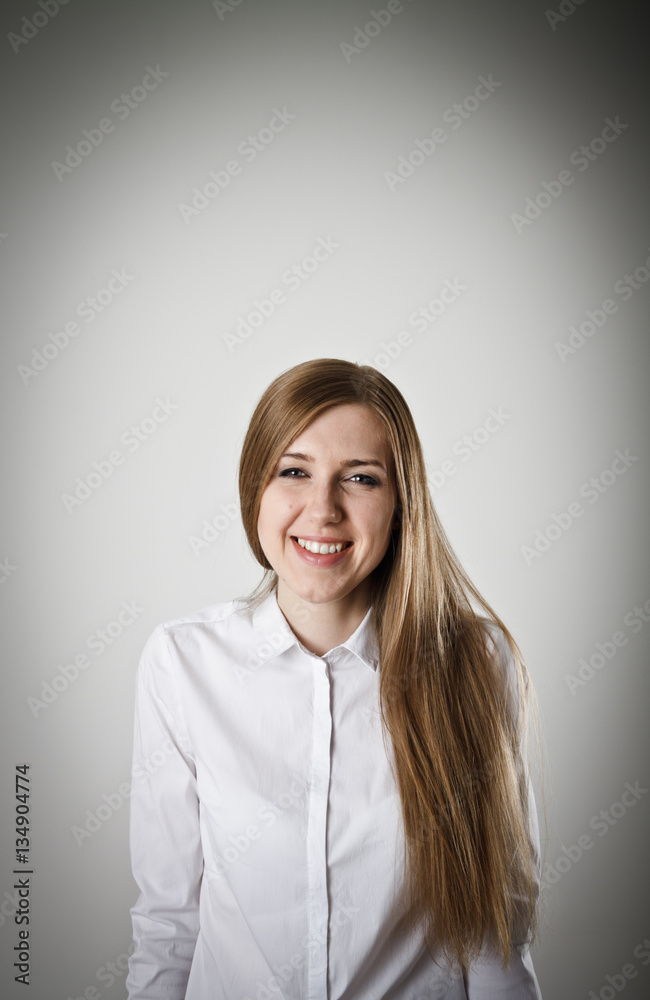 Obraz premium Happy woman in white