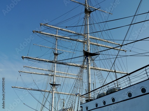 Schulschiff Gorch Fock mit Masten