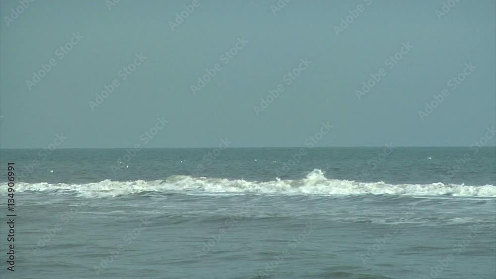 Breaking waves Breaking waves