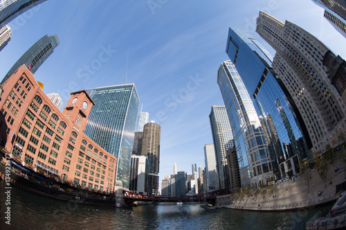 Obraz na płótnie Buildings Along the Chicago River