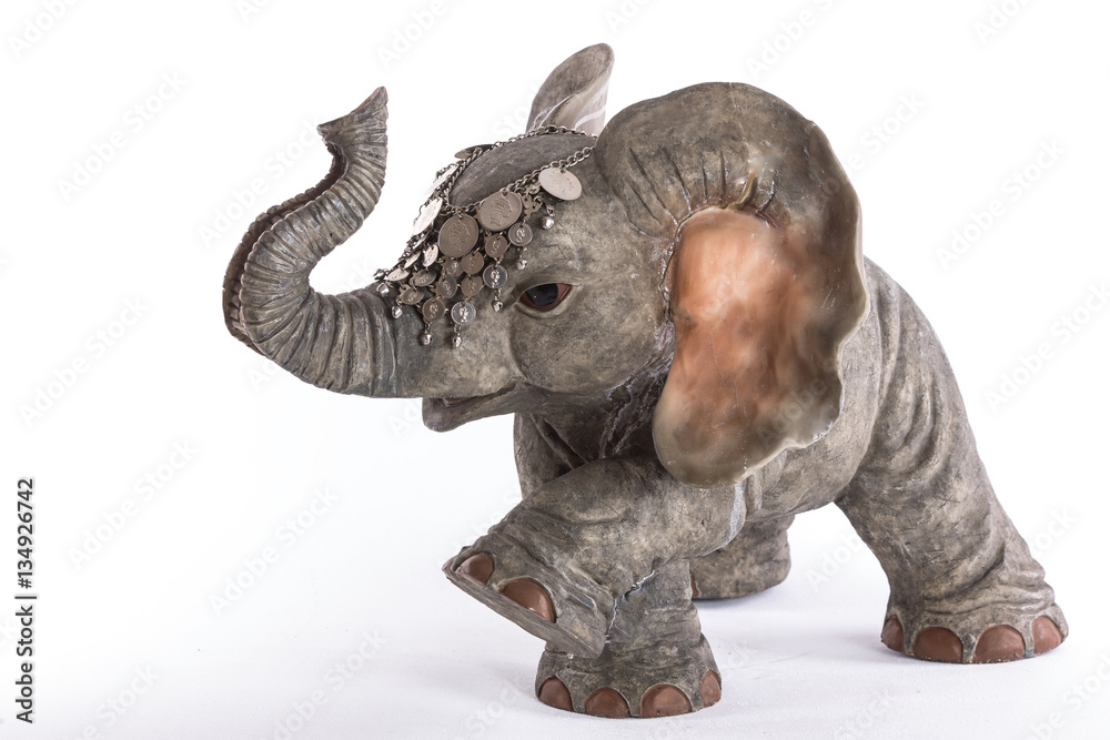Fototapeta premium Indian elephant sculpture isolated on white background