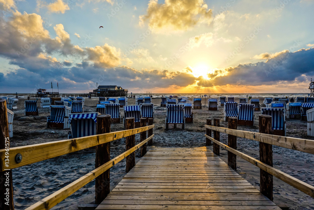 Fototapeta premium Sonnenuntergang am Strand