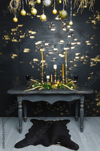 luxury interior decor black and gold wall, unusual dining room style