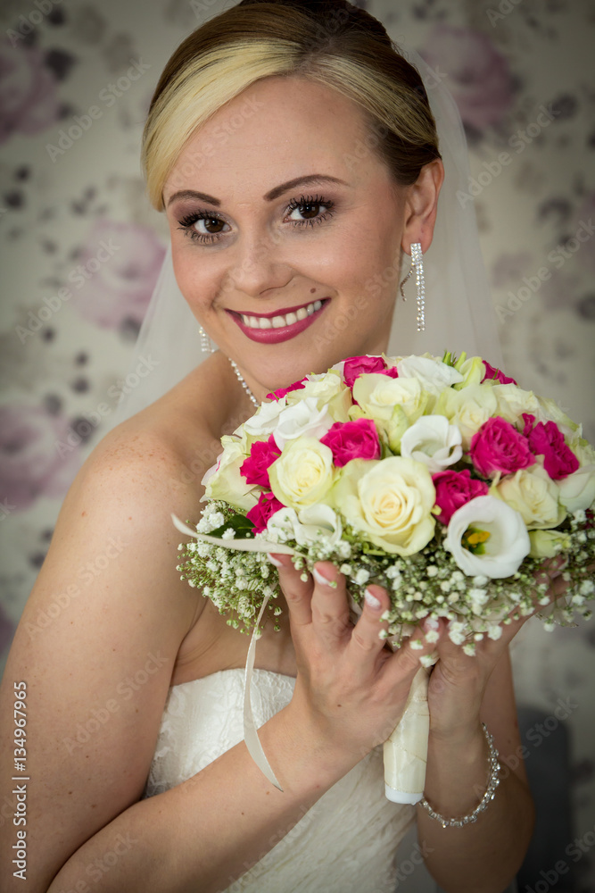 Naklejka premium The young bride