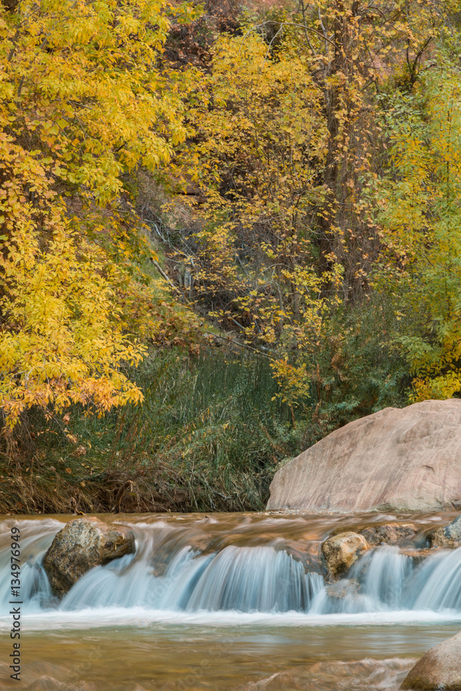 Fototapeta premium Scenic River Landscape in Autumn