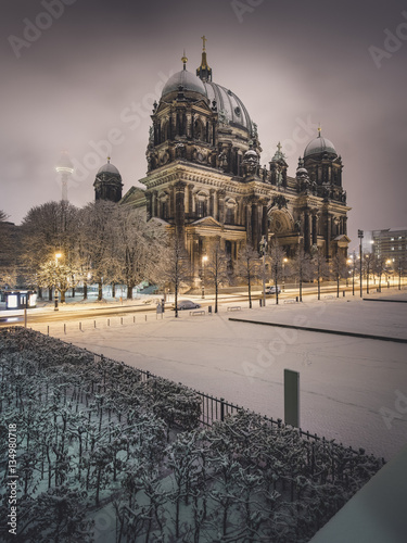 Berliner Dom im Winter © Ronny Behnert