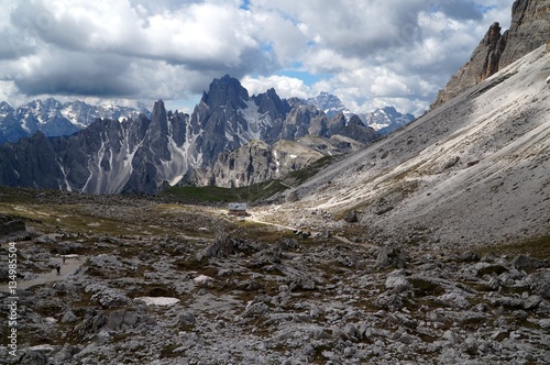 Lavaredo Hütte in den Sextener Dolomiten 