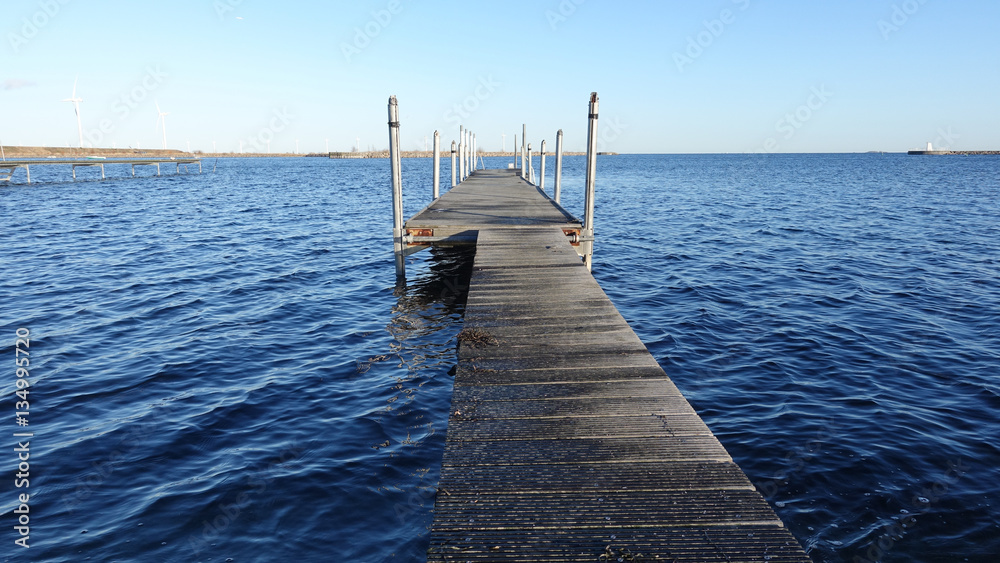 Naklejka premium Dock to the Sea