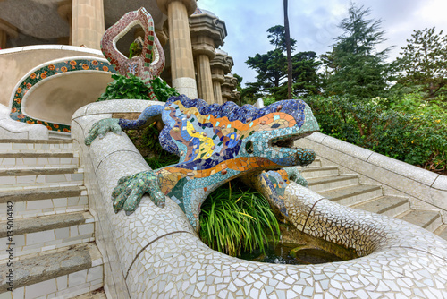 Tableau sur toile Park Guell in Barcelona