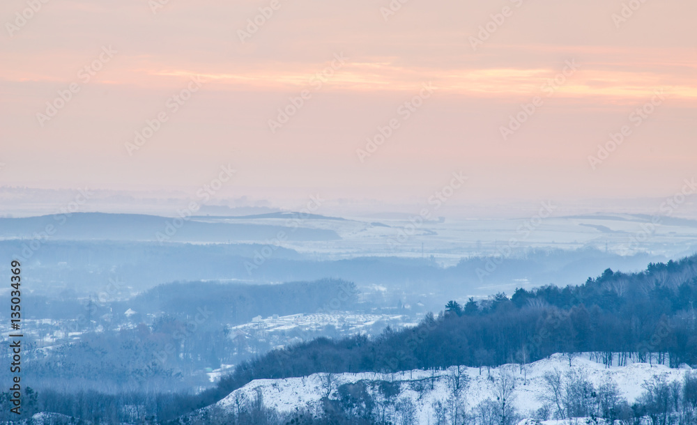 Obraz premium Winter landscape during sunset