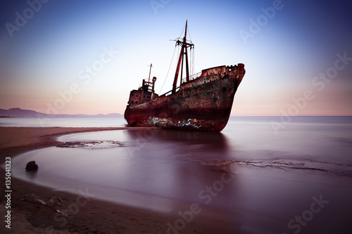 Obraz na plátně Wreck at Mediterranean Sea, Greece