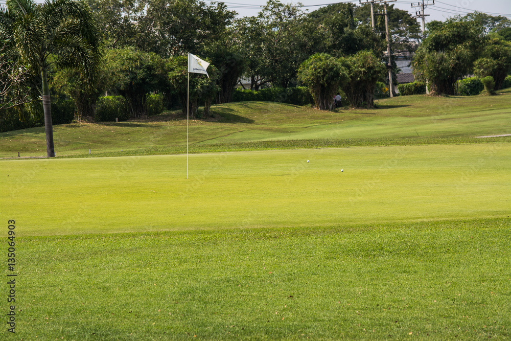 Fototapeta premium Golf Course surrounded by natural beauty