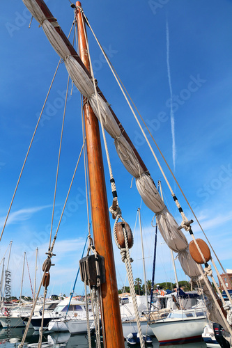 mât et cordage de voilier