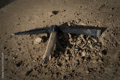 gebrochene Spitzhacke