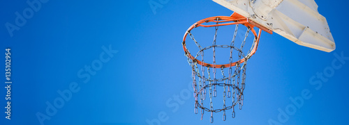 Basketball Backboard-Rom-wide below