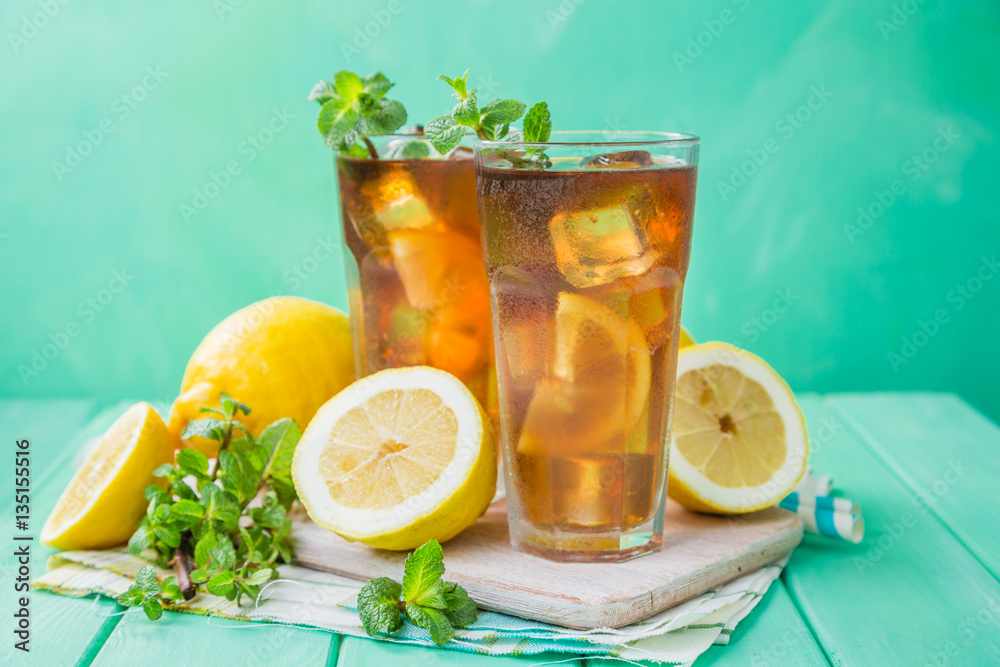 Fototapeta premium Iced tea in glasses