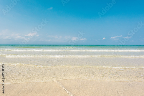 Fototapeta Naklejka Na Ścianę i Meble -  Beautiful ripples wave at the sandy beach