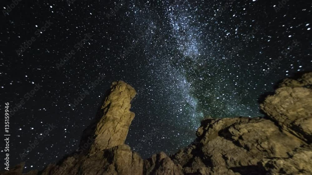 4k UHD time lapse monolith milky way fisheye 11584
