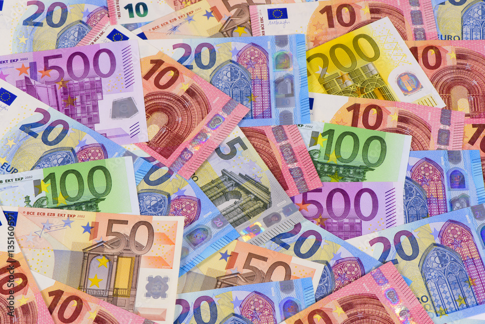 Viele Euro Banknoten in allen Größen Viele Euro Banknoten in allen Größen