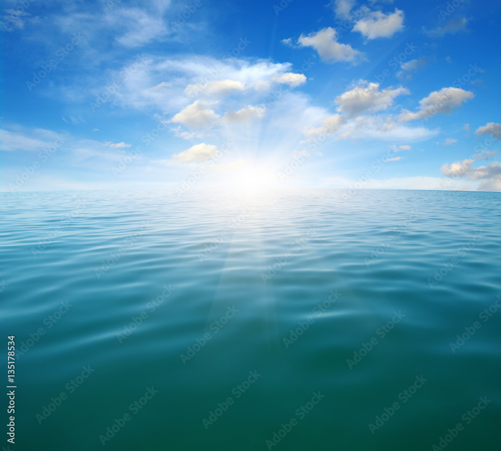 Fototapeta premium Blue sea and sun