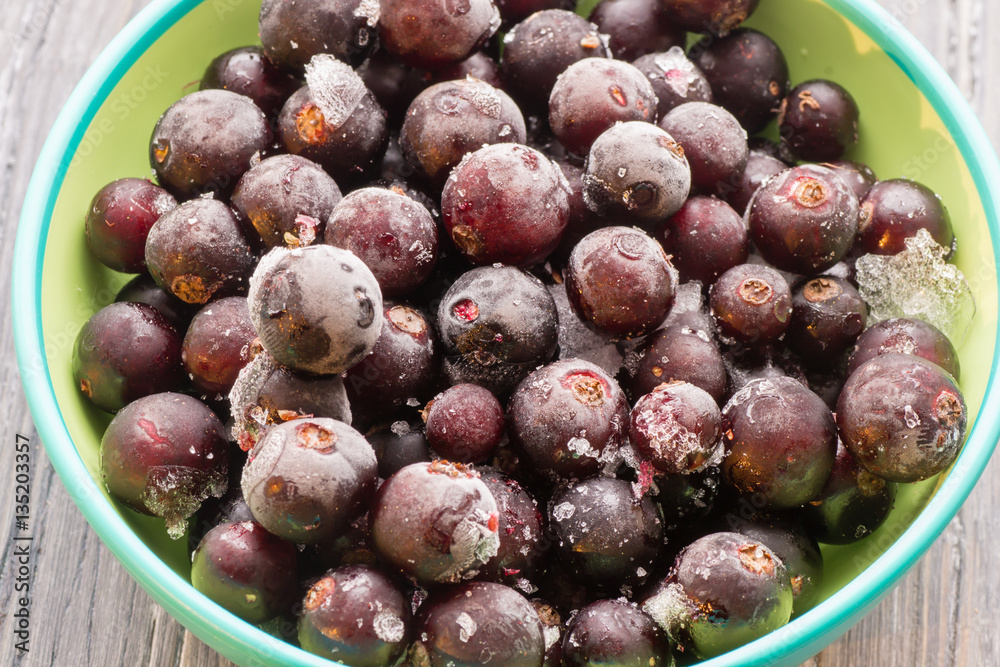 Fototapeta premium frozen berries closeup