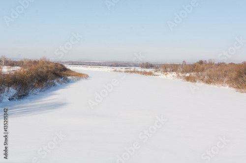 Fototapeta Naklejka Na Ścianę i Meble -  Field landscape in snow