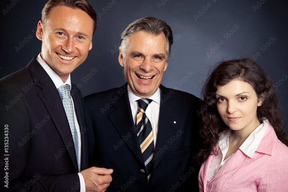Happy Bussiness Team