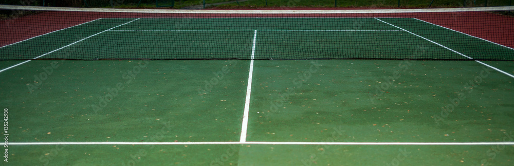 Empty tennis court