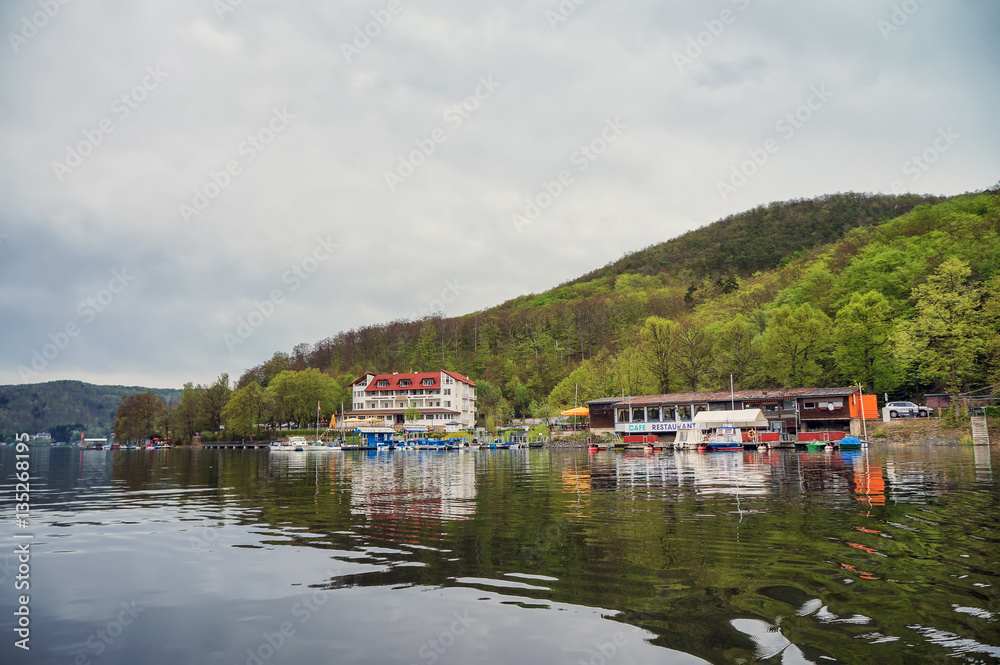 Obraz premium Pleasure boats on the lake.