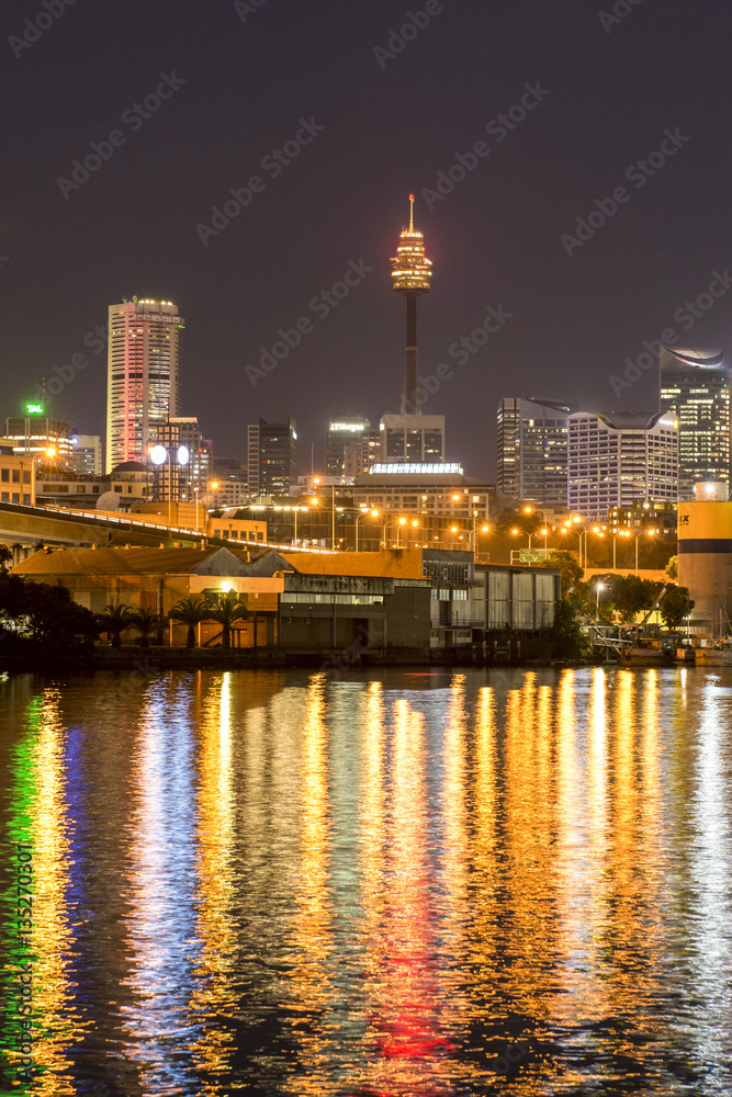 Fototapeta premium Sydney, Australia - December 3 : View of Sydney city and Anzac bridge