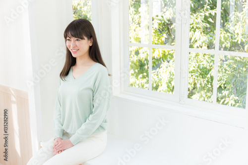 女性 Free Download 女性 - GFXLoad