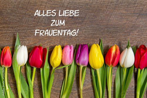 Tulpen zum Frauentag