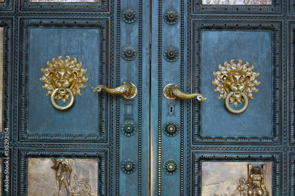Beautiful old door knocker Beautiful old door knocker