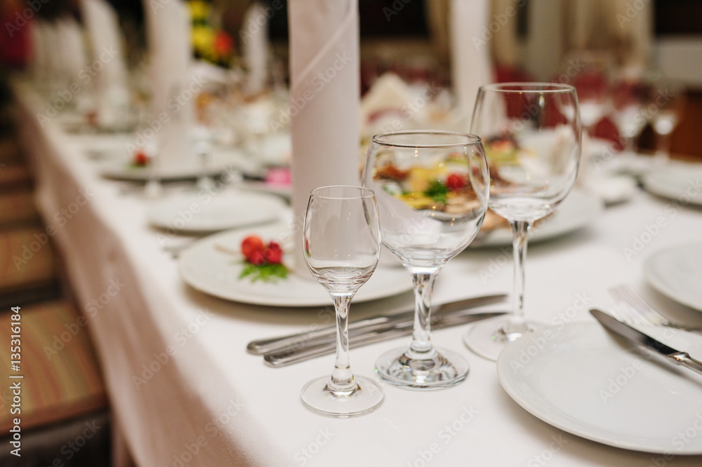 beautiful table setting for a wedding dinner in the restaurant beautiful table setting for a wedding dinner in the restaurant