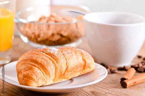 Breakfast with croissants.
