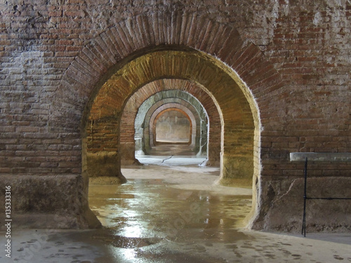 Fermo - cisterne Romane photo