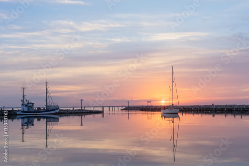 Sonnenuntergang im Hafen, Insel Poel
