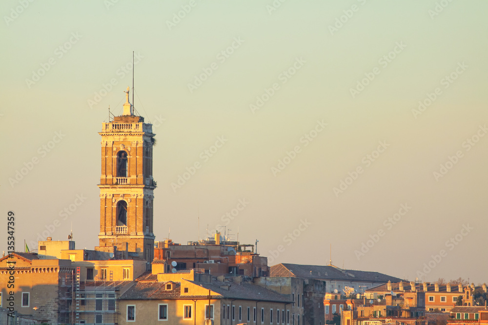 Obraz premium View of Rome roofs: Palazzo Senatorio's Tower