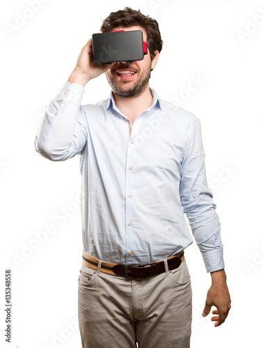Man using a virtual glasses © josemagon