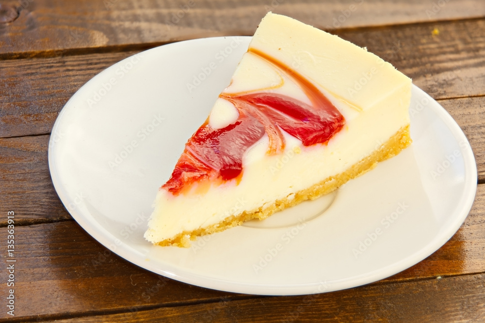 delicious cheesecake with strawberries delicious cheesecake with strawberries