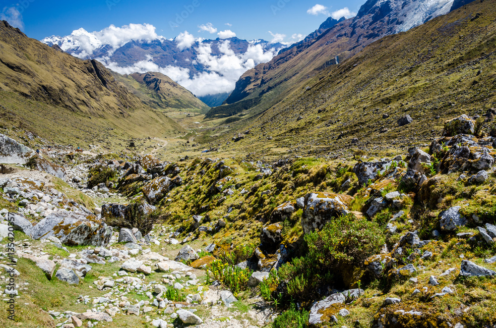 Fototapeta premium Scenic view on the Salkantay trek
