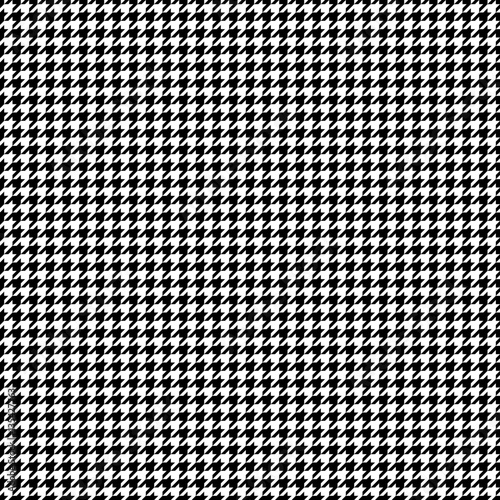 Little Houndstooth Retro Seamless Pattern Black/White