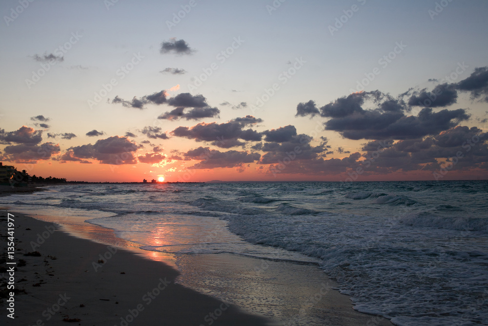 Obraz premium Sunset in Varadero, Cuba