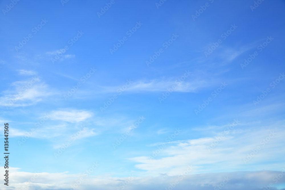 Obraz premium Almost clear blue sky