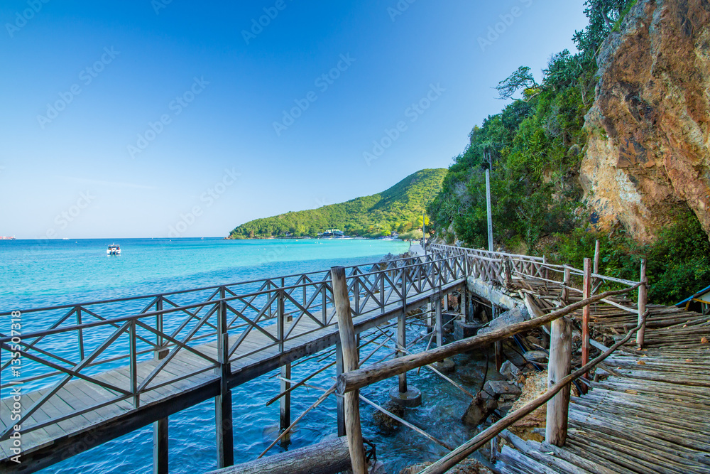 Obraz premium tien beach on the morning 35