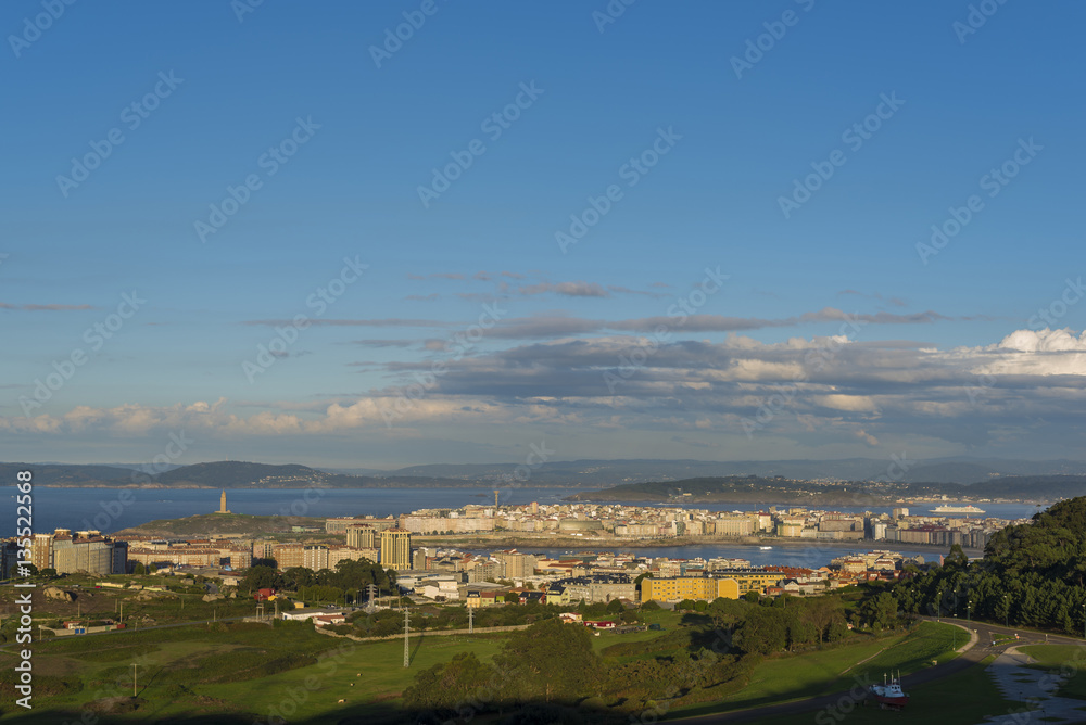 Vista de La Coruña desde el parque de Bens (La Coruña - España).