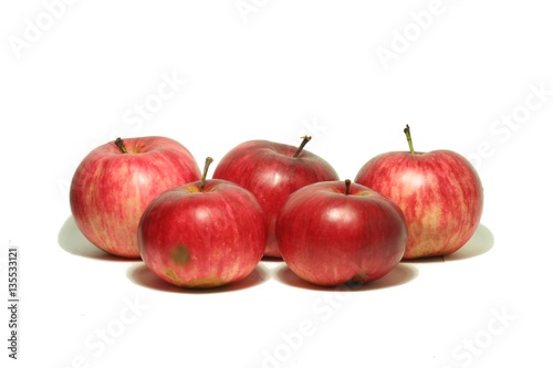Большие красные яблоки 1