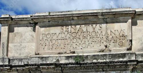 Roma, iscrizione sull'Arco di Tito photo