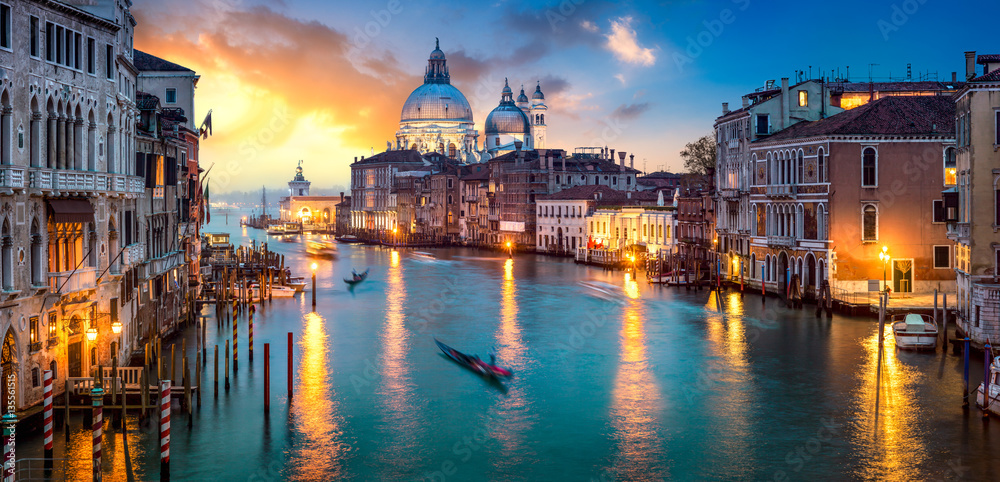Naklejka premium Zmierzch nad kanał grande w Wenecja, Włochy