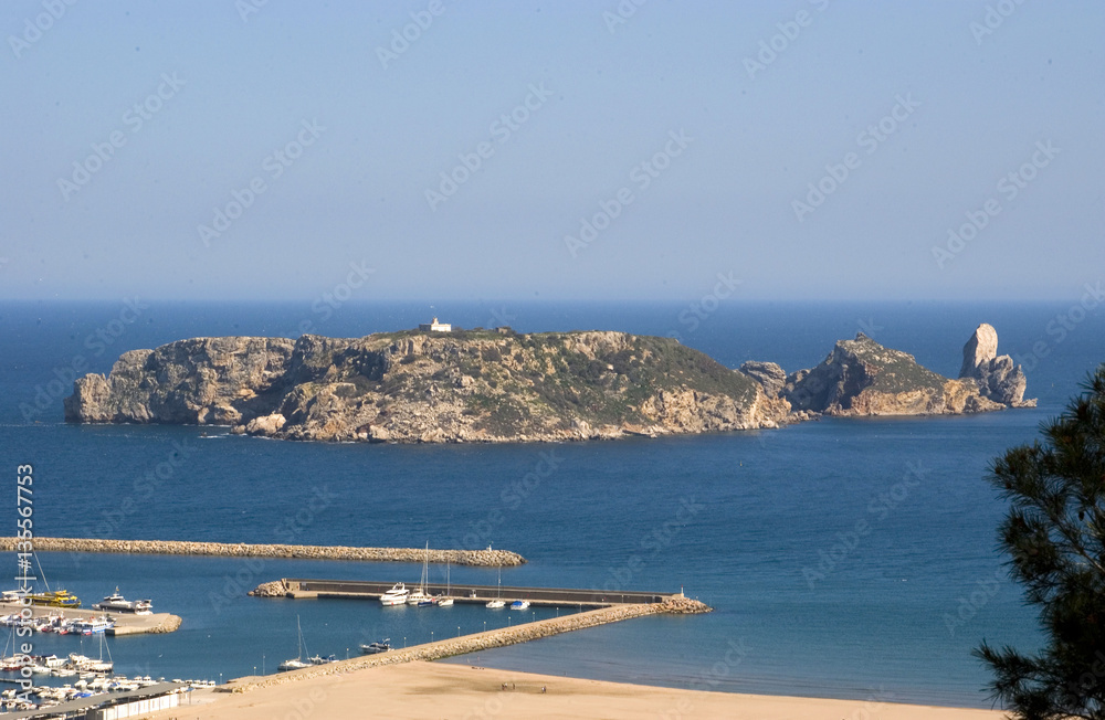 Costa brava islas medas en el pueblo del Estartit Girona Cataluña España